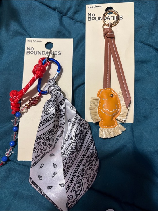 No Boundaries Handbags - No Boundaries - Yellow Fish Tassel & Twilly Bag Charm